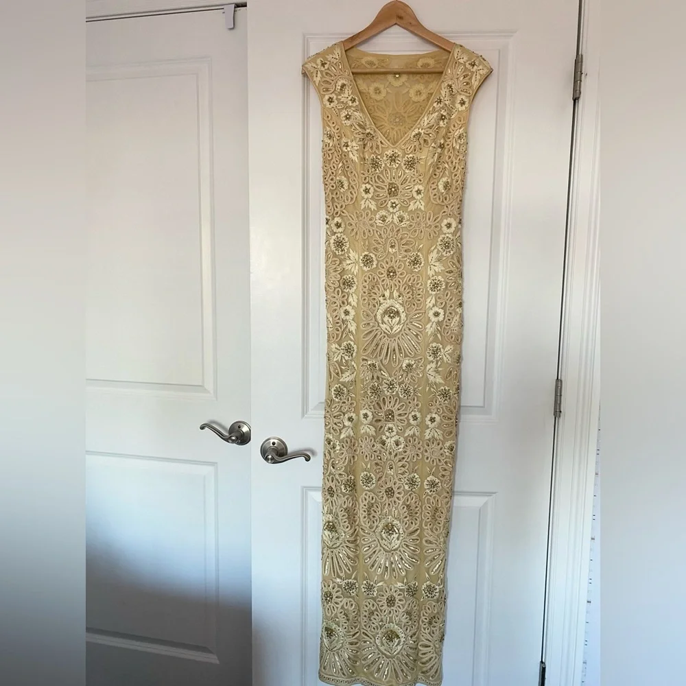 Yellow Gold Sequin Sue Wong Women’s Evening Gown Size 2 - Picture 2 of 4
